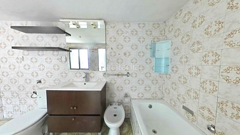 Foto 90665a3c-1123-49a1-b4b2-673a5fe73b08. Casa adossada amb calefacció a Campaspero