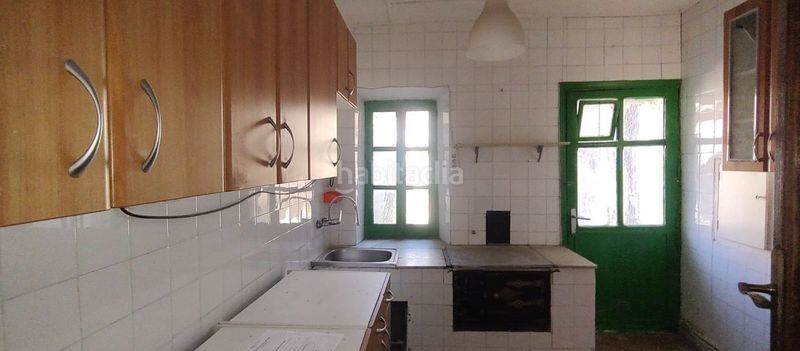Foto c1e5d73d-a4c9-436d-8ae3-aee7bc1f2c00. Casa adossada amb calefacció a Campaspero