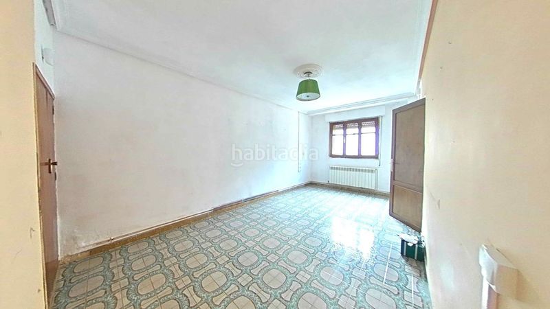 Foto e35b16a7-d69e-4983-9bbc-4a7c05874732. Casa adossada amb calefacció a Campaspero