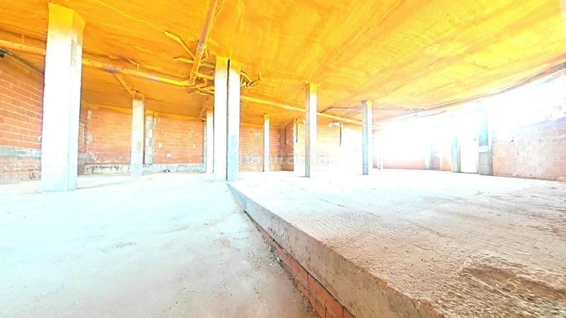 Foto 5a1b4143-be33-4971-b071-74329a93681e. Local commercial dans Cistérniga