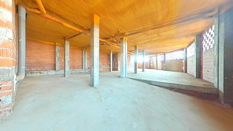 Foto a55b59e5-1ec4-479b-948e-ced1564bd79a. Local commercial dans Cistérniga