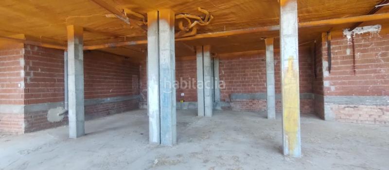 Foto ebf6e13c-8e51-4c98-8d30-0f8f1c7d98f0. Local commercial dans Cistérniga