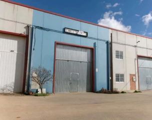 Industrial building  Villanueva de la jara. Inmueble alquilado  sin acceso al interior