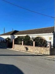 Casa  Calvario. Inmueble alquilado  sin acceso al interior