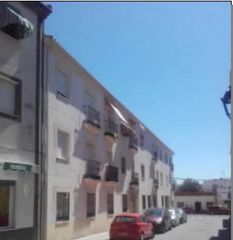 Pis  La higuera. Inmueble alquilado  sin acceso al interior