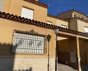 Haus  Almendro. Inmueble alquilado  sin acceso al interior