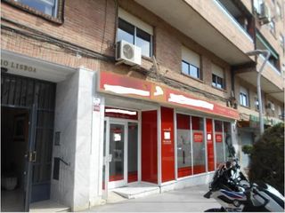 Business premise  Andalucia. Inmueble alquilado  sin acceso al interior