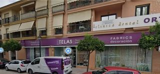 Local Comercial  Res. la calerita, ctra. fuengirola-mijas. Inmueble alquilado  sin acceso al interior