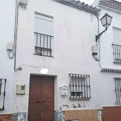House  Cabezadas. Inmueble alquilado  sin acceso al interior