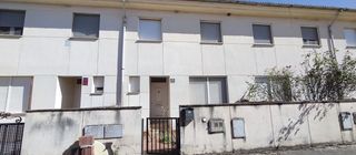 Casa adossada  Viejo de medina. Chalet independiente, ideal para invertir o para vivir en pozald