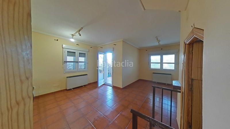 Foto 4c0a5ab0-3c74-40d1-b374-bb15d7d347d2. Casa con riscaldamento in Los Ángeles de San Rafael Espinar (El)