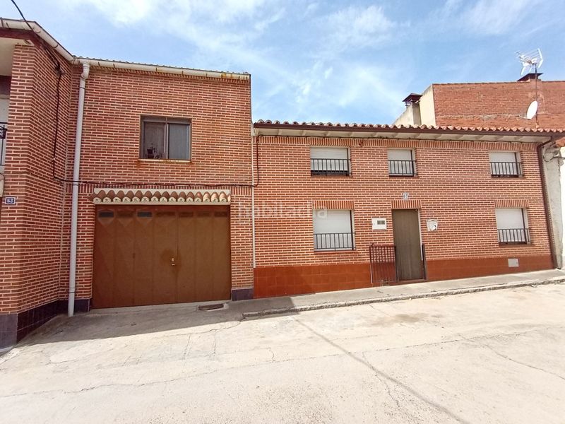 Foto 7b0b8682-70c0-43e7-ae72-bc36e9126b22. Casa a correo 67 a Castronuño