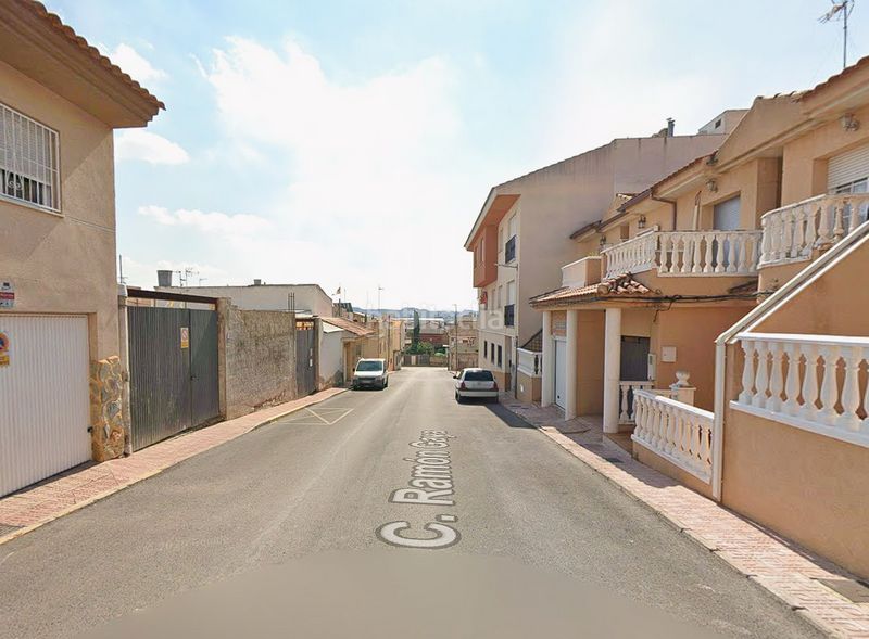 Foto c2ab0965-d4a7-4133-a948-677e56e3f8df. Pis a Ceutí
