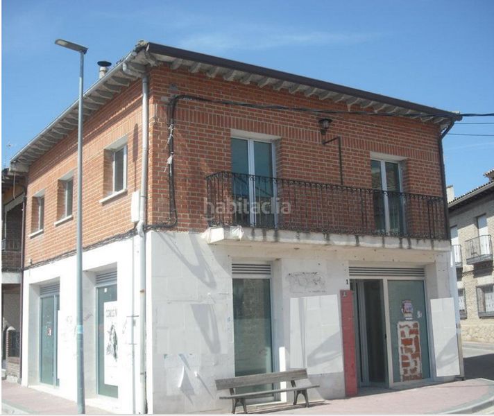 Foto c2dd14fc-eb02-4476-a28a-f26c8c0f54ce. Casa a Casarrubios del Monte