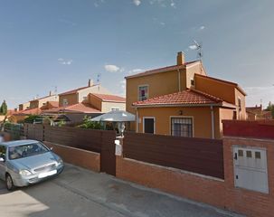 Maison  Clordesa. Inmueble alquilado  sin acceso al interior