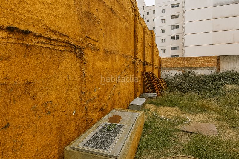 Foto c9ba5d8f-08b8-4109-84e4-c29679113b38. Terreny residencial a Requena