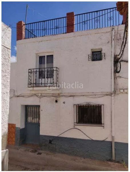Foto 4d8d49b8-b543-4fb7-9ea4-d9fbe8ac62b2. Casa adossada a Fiñana