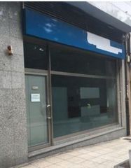 Local Comercial a Martínez Marina