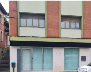 Business premise  Sebares. Inmueble alquilado  sin acceso al interior
