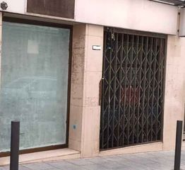 Local Comercial a Pujos
