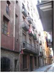 Pis  Santa llúcia. Inmueble alquilado  sin acceso al interior