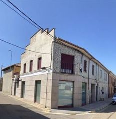 Local Comercial  Leon. Inmueble alquilado  sin acceso al interior