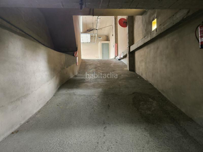 Foto 55ca45e6-b43e-4ada-816b-47d82824bc8d. Aparcament cotxe a La Felguera Langreo