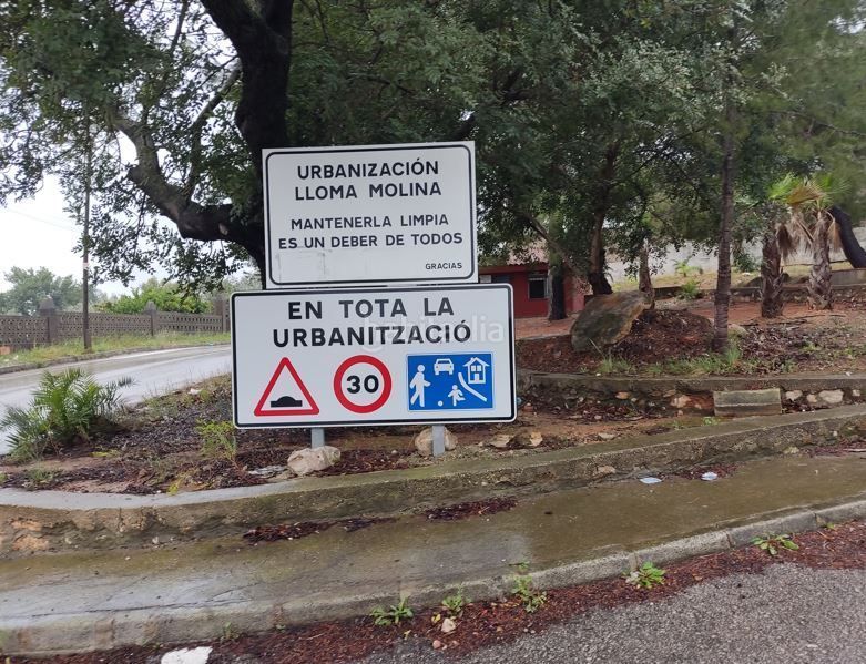Foto f94dc4b7-f167-4fbf-91b4-ba470cd91c23. Terreny residencial a Catadau