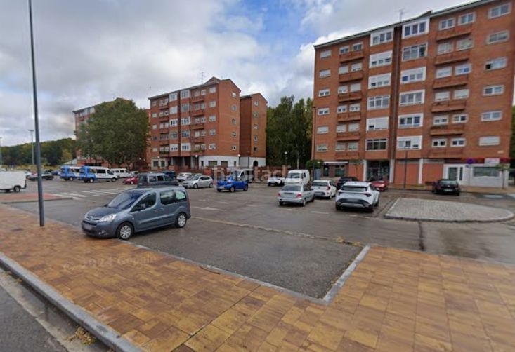Foto 7e89e450-e5bb-4375-be09-38fd67f67602. Pis a Illera Burgos