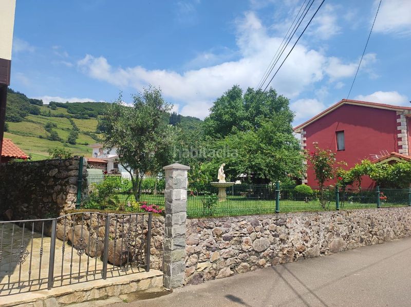 Foto 0b81a1c9-be45-4a17-84bc-81d7cb419642. Edificio in Tineo