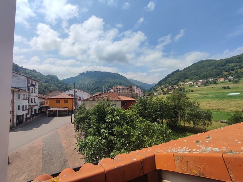 Foto 47e37ee4-64d3-429e-92b9-56781b38ba6c. Edificio in Tineo