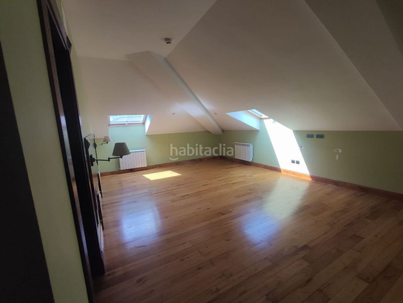 Foto 5efda89d-b500-4fad-b827-871f244d3d85. Edificio in Tineo