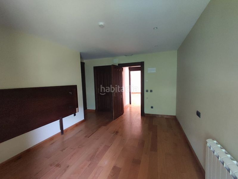 Foto 7dace938-d07d-4768-aacf-7240049a4fb0. Edificio in Tineo