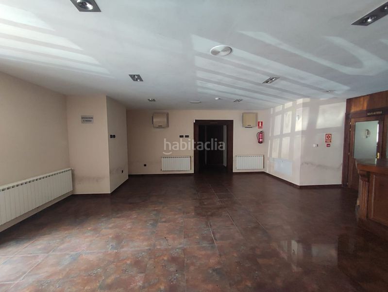 Foto 956ddebe-37b2-4408-a9eb-85a0f33aa01b. Edificio in Tineo