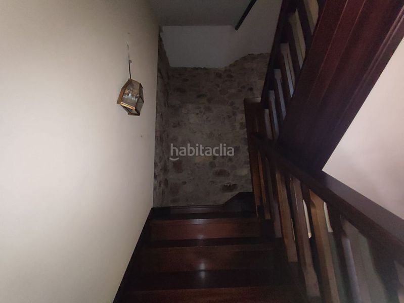 Foto cc4af94f-696c-41b6-8253-9a7eef485aa6. Edificio in Tineo