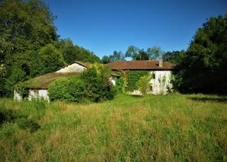 House in Celorio-Poó-Parres