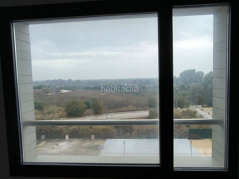 Foto 82a72b39-c767-4b1f-b791-fa38b5335bed. Local comercial a Salteras