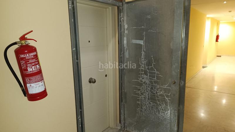 Foto 0eeddca8-4dd7-4677-8d64-ad64cb28255f. Piso venta de piso en Urbadiez - Entrepuentes Sevilla