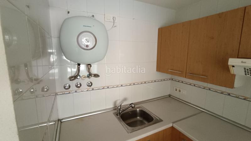 Foto 51018e88-207b-4c0d-95a3-0a59e1b401c9. Piso venta de piso en Urbadiez - Entrepuentes Sevilla