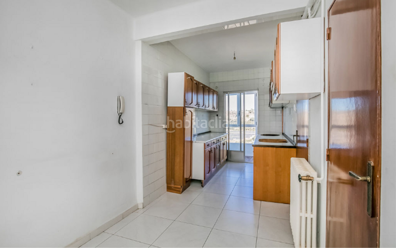 Foto c04ff5a3-873a-4b95-b080-770b7a8e5a46. Pis a navarra 27 a Béjar