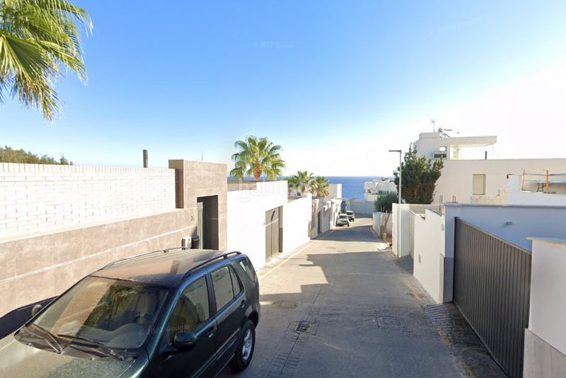 Foto e106fb94-8acd-402d-9a30-32c973ed8967. Piso en Extrarradio Ceuta