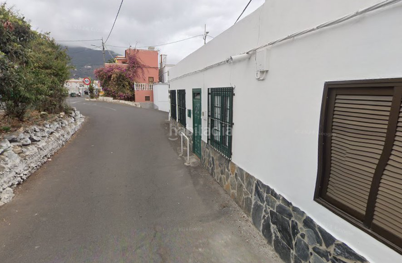 Foto e82ab0f9-3f41-4e54-8d86-3f805ec3e807. Casa en Salamanca - Uruguay Santa Cruz de Tenerife