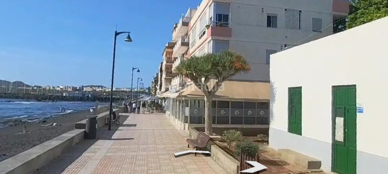 Foto ba8c7fad-e4a8-4d37-baf1-74494cb5ac81. Local commercial dans Los Cristianos Arona