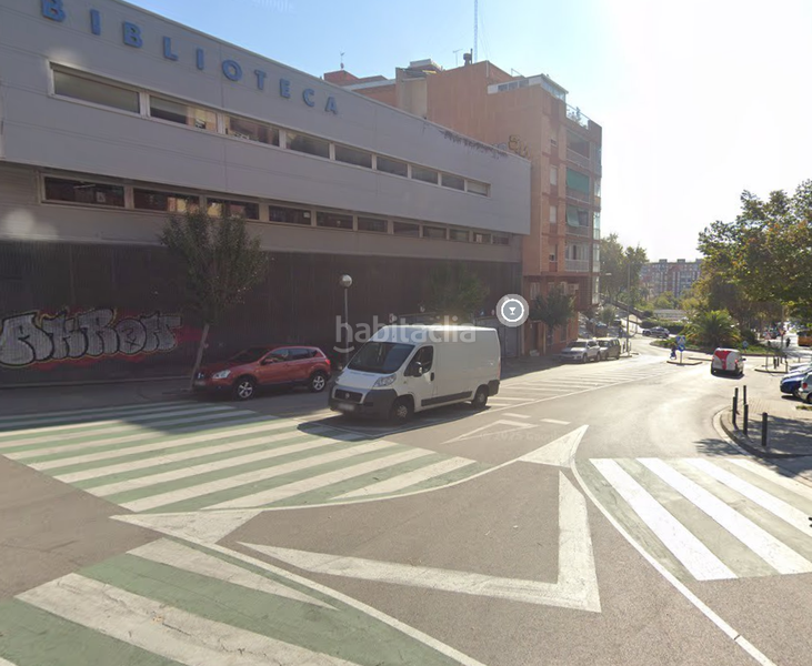 Foto ebc5f050-fde2-4dd2-800e-e609274de1d9. Appartamento in Llefià Badalona