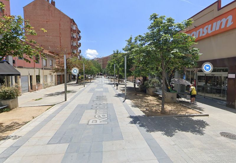 Foto 41c12282-77ab-4526-877e-2172ddfe52d0. Pis a Col·legis Nous Mollet del Vallès