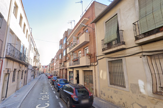 Pis a Comillas. Inmueble sin posesion y sin acceso al interior. inmueble sin pos