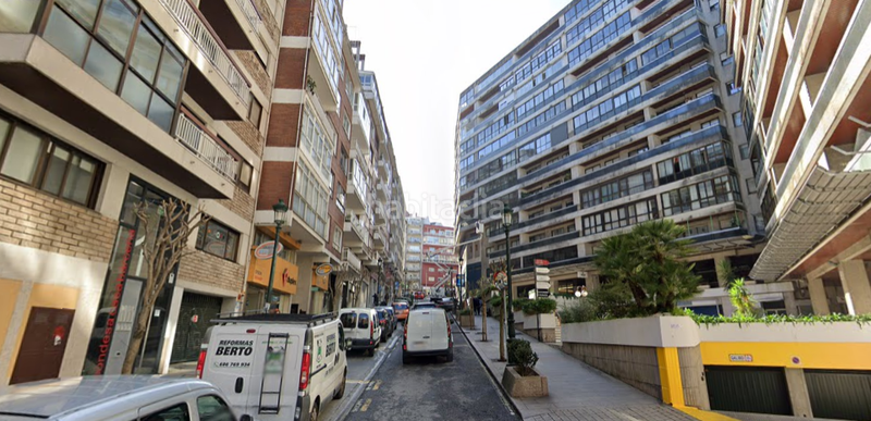 Foto a7f23e26-15f9-44cf-a91d-3494f8e4f813. Local commercial dans Plaza España - Corte Inglés Vigo