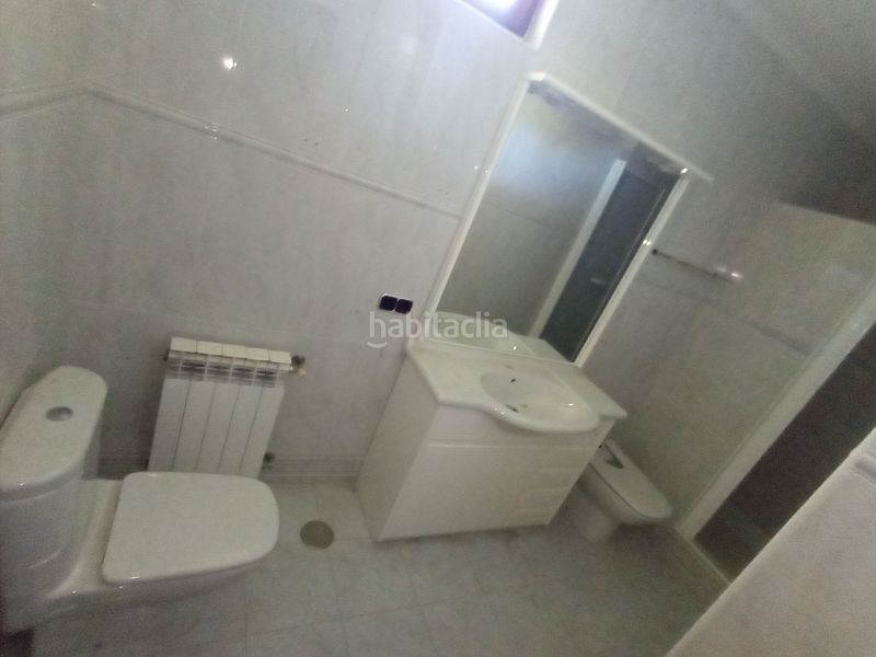 Foto ec1db0f9-f40f-4aff-917f-d035d4c6fe90. Casa a manuel de falla 6 a Simancas