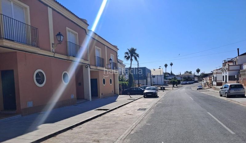 Foto ec334104-99f4-4699-b092-0aac6c652884. Aparcament cotxe a Aznalcóllar