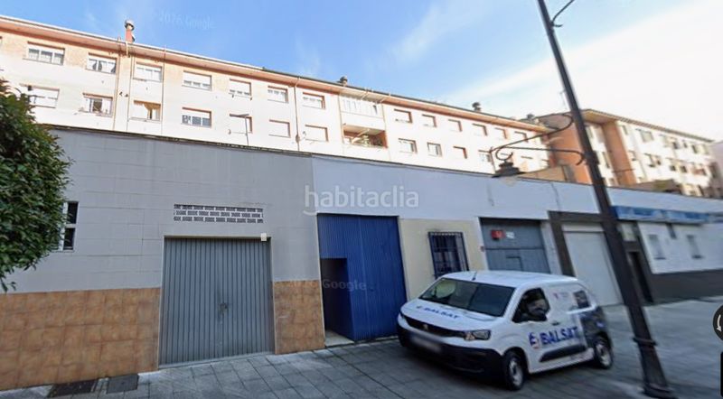 Foto 9f56a071-3d64-4df9-845d-89ff2205bafc. Aparcament cotxe a Lugones Siero